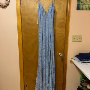 NEVER WORN, size 0 Jovani blue prom dress. Originally bought from Glitterati.